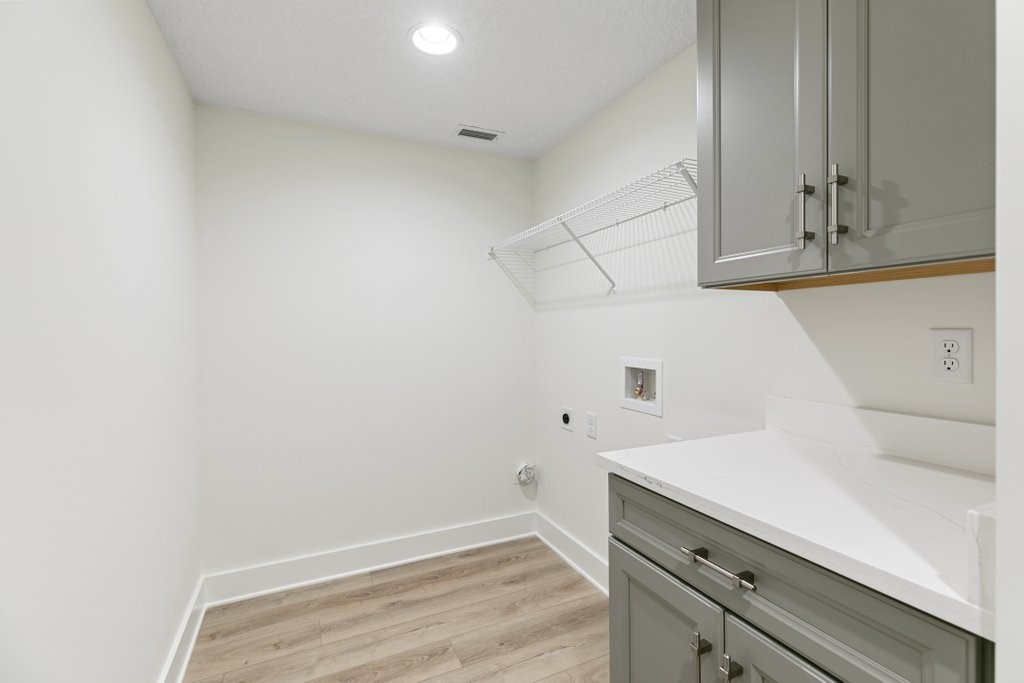 9921 DERBY GATE COURT