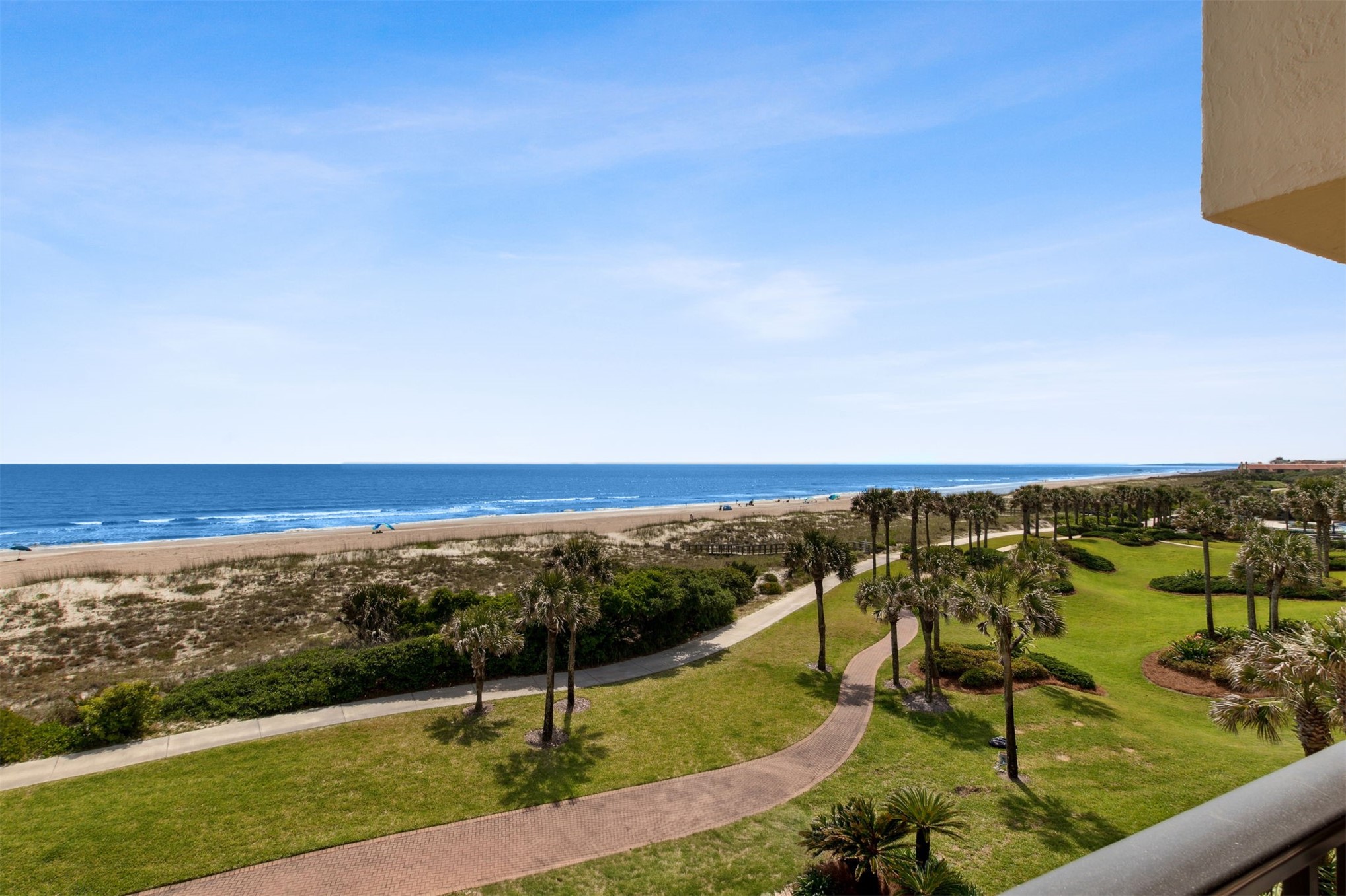 1651/1652 SEA DUNES PLACE 1637
