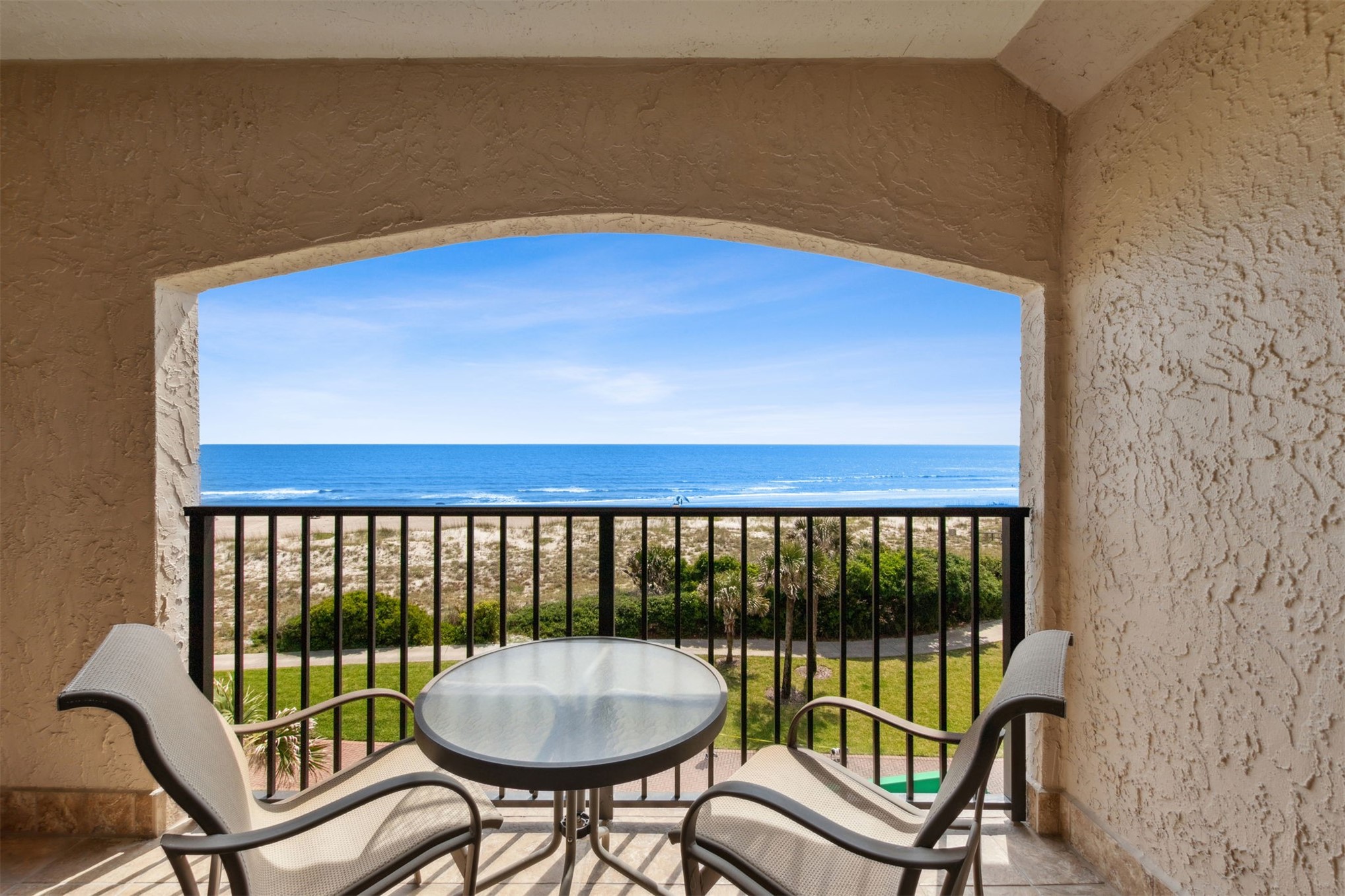 1651/1652 SEA DUNES PLACE 1637