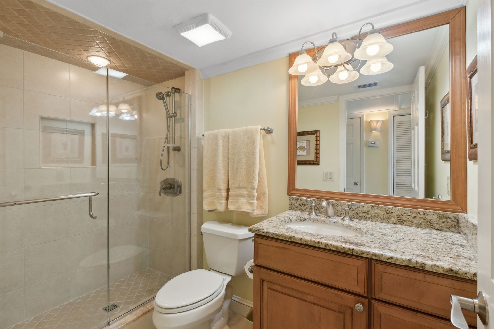 1651/1652 SEA DUNES PLACE 1637