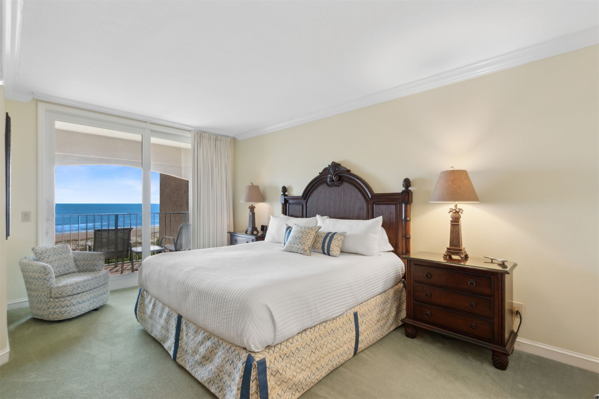 1651/1652 SEA DUNES PLACE 1637