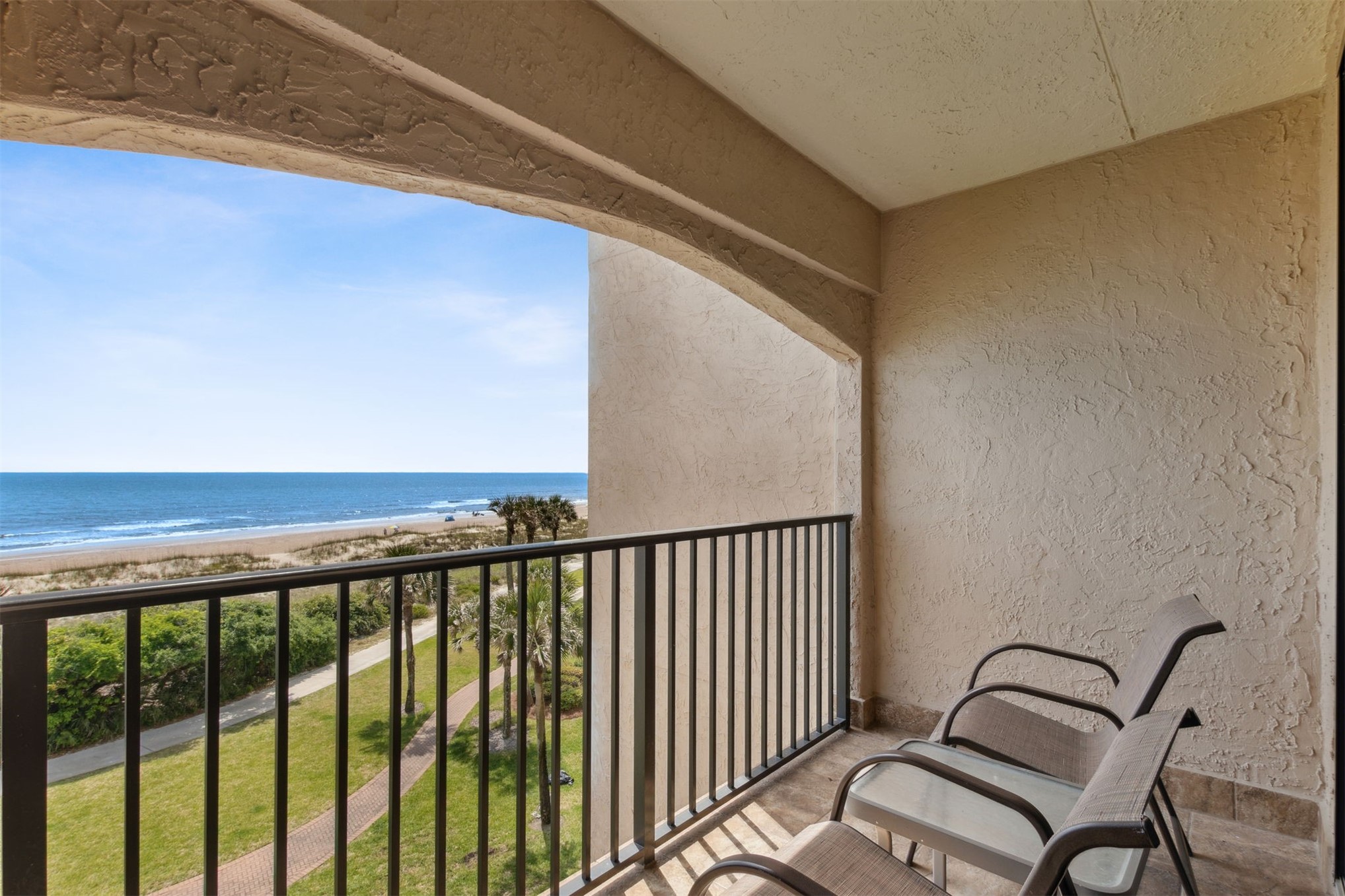 1651/1652 SEA DUNES PLACE 1637