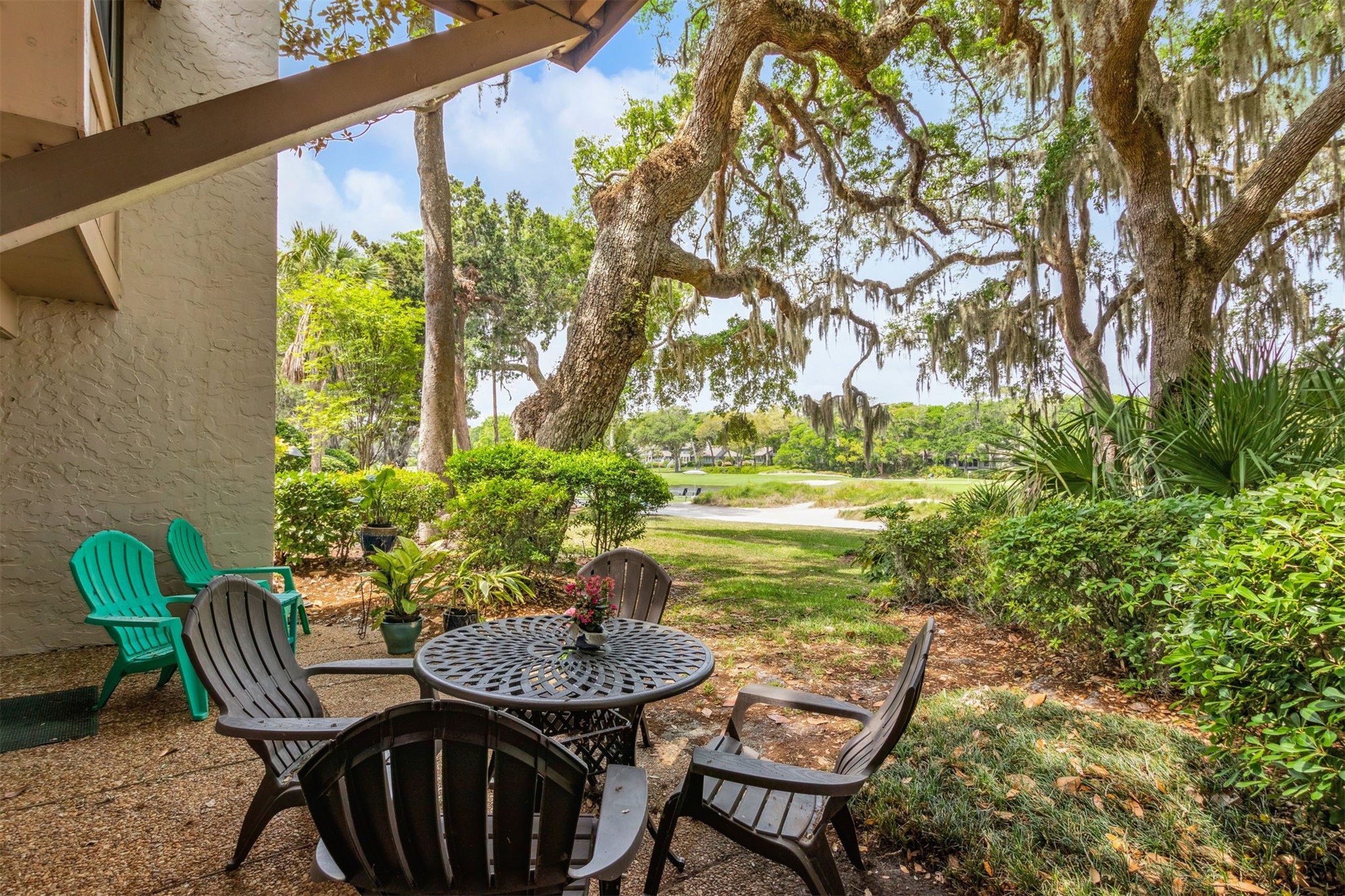 2101 BEACH WOOD ROAD 2101