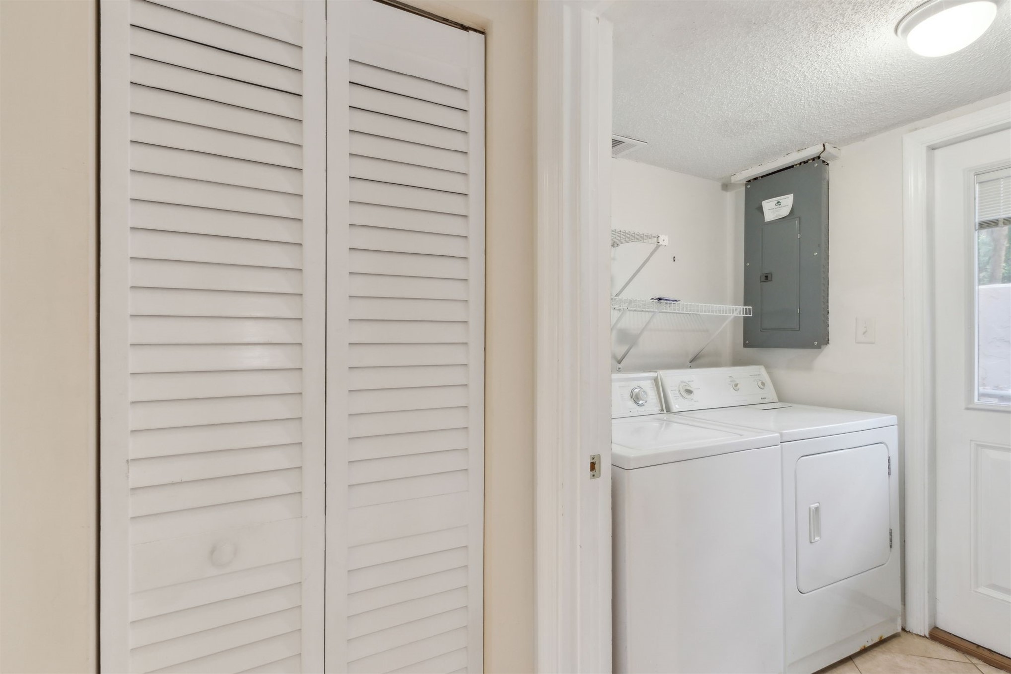 2101 BEACH WOOD ROAD 2101