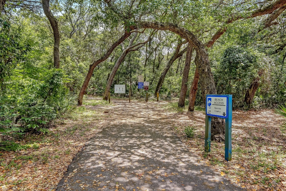 96109 HANGING MOSS DRIVE