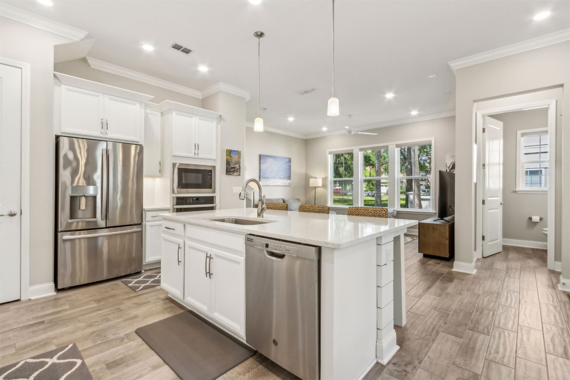 96109 HANGING MOSS DRIVE