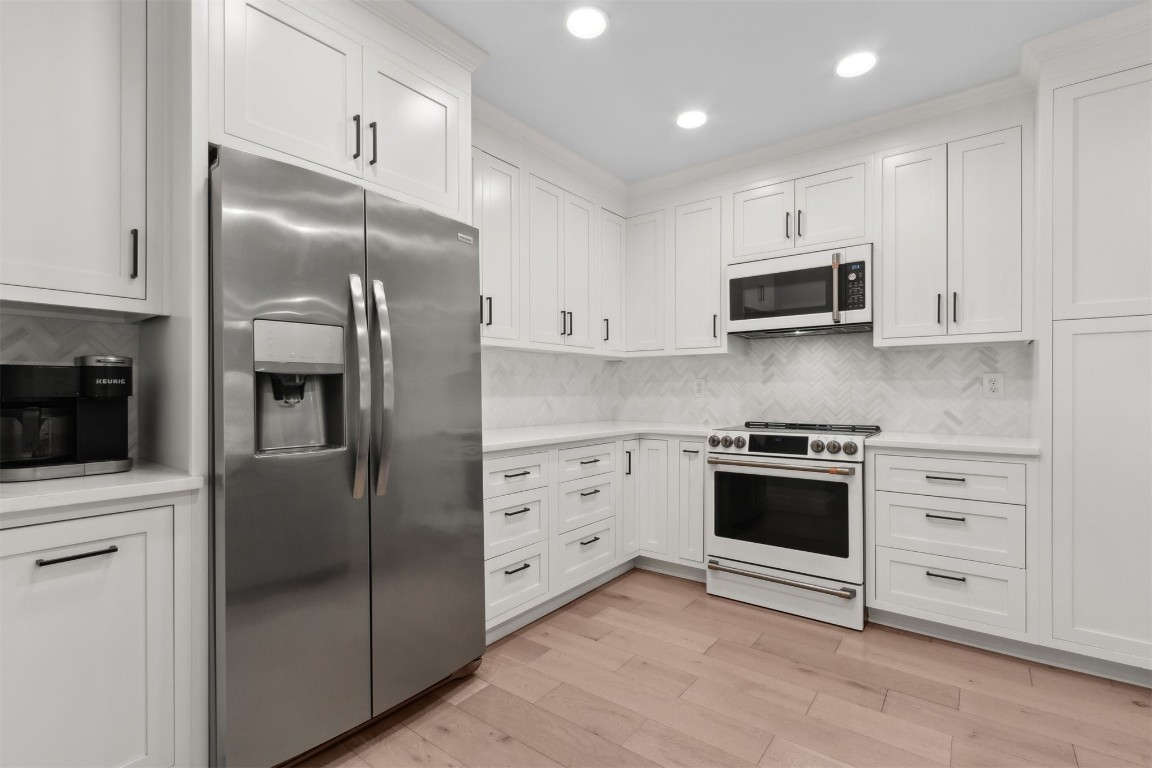 1908 SPRINGBROOK ROAD