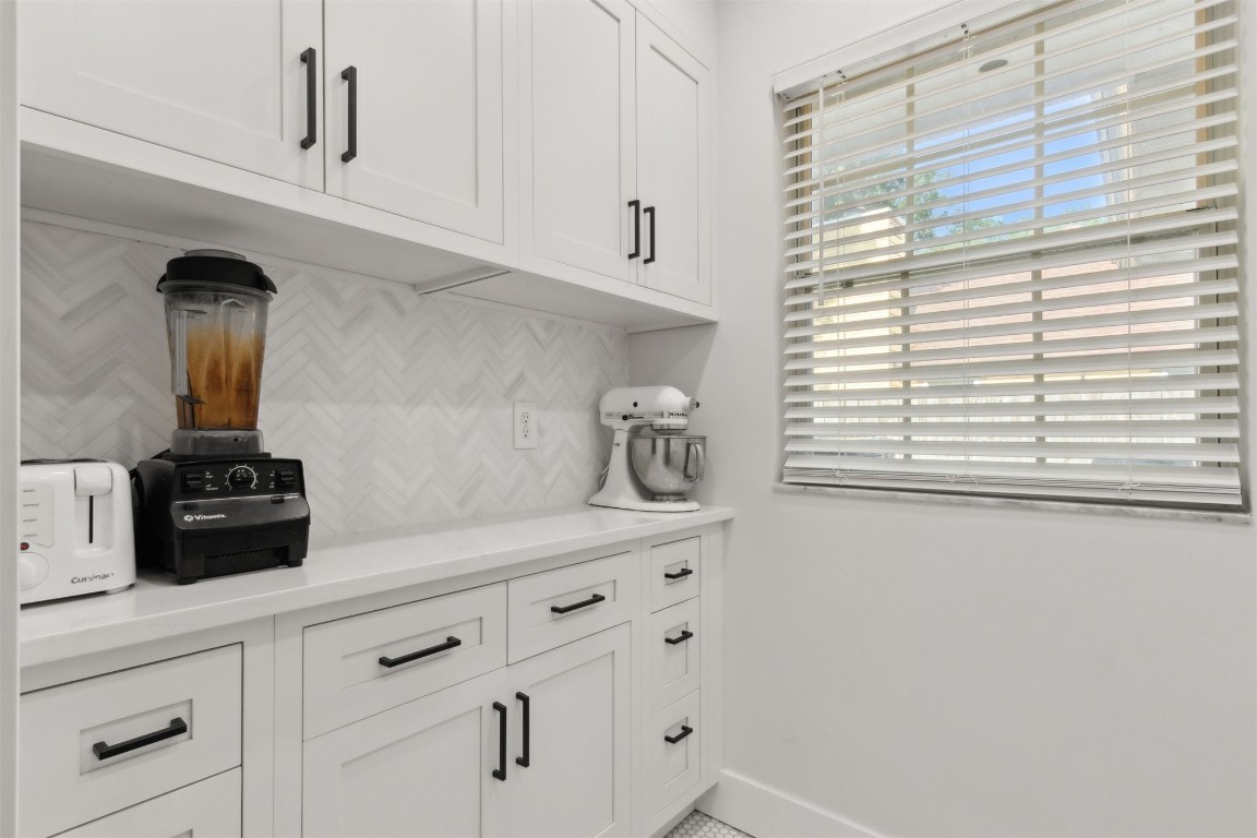 1908 SPRINGBROOK ROAD