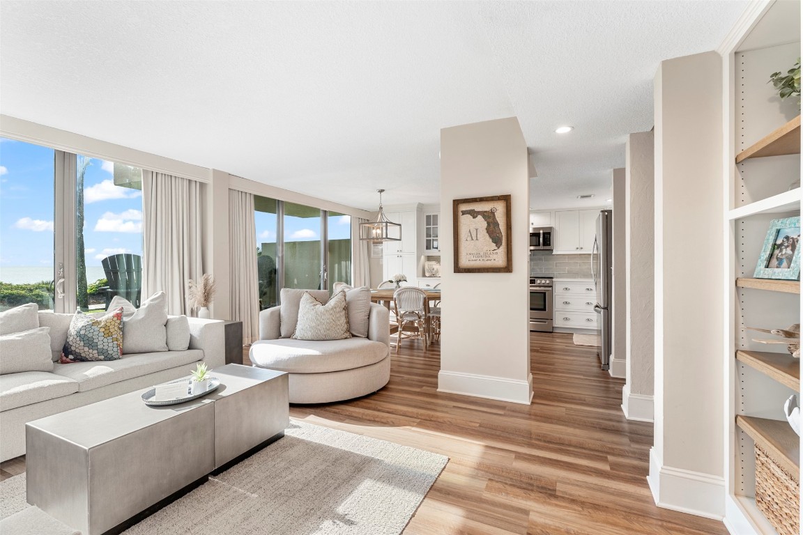 1185 BEACH WALKER ROAD 1185