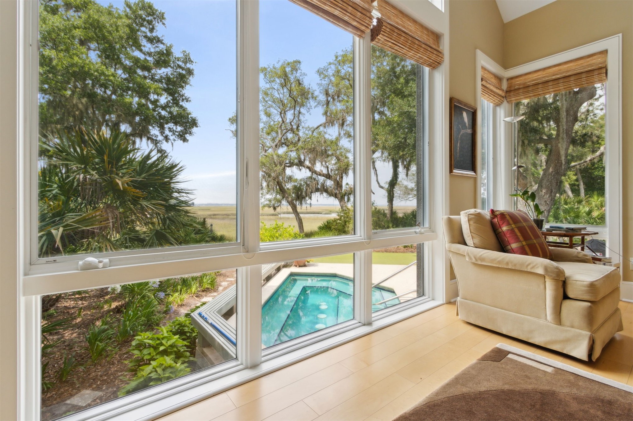 10 SEA MARSH ROAD