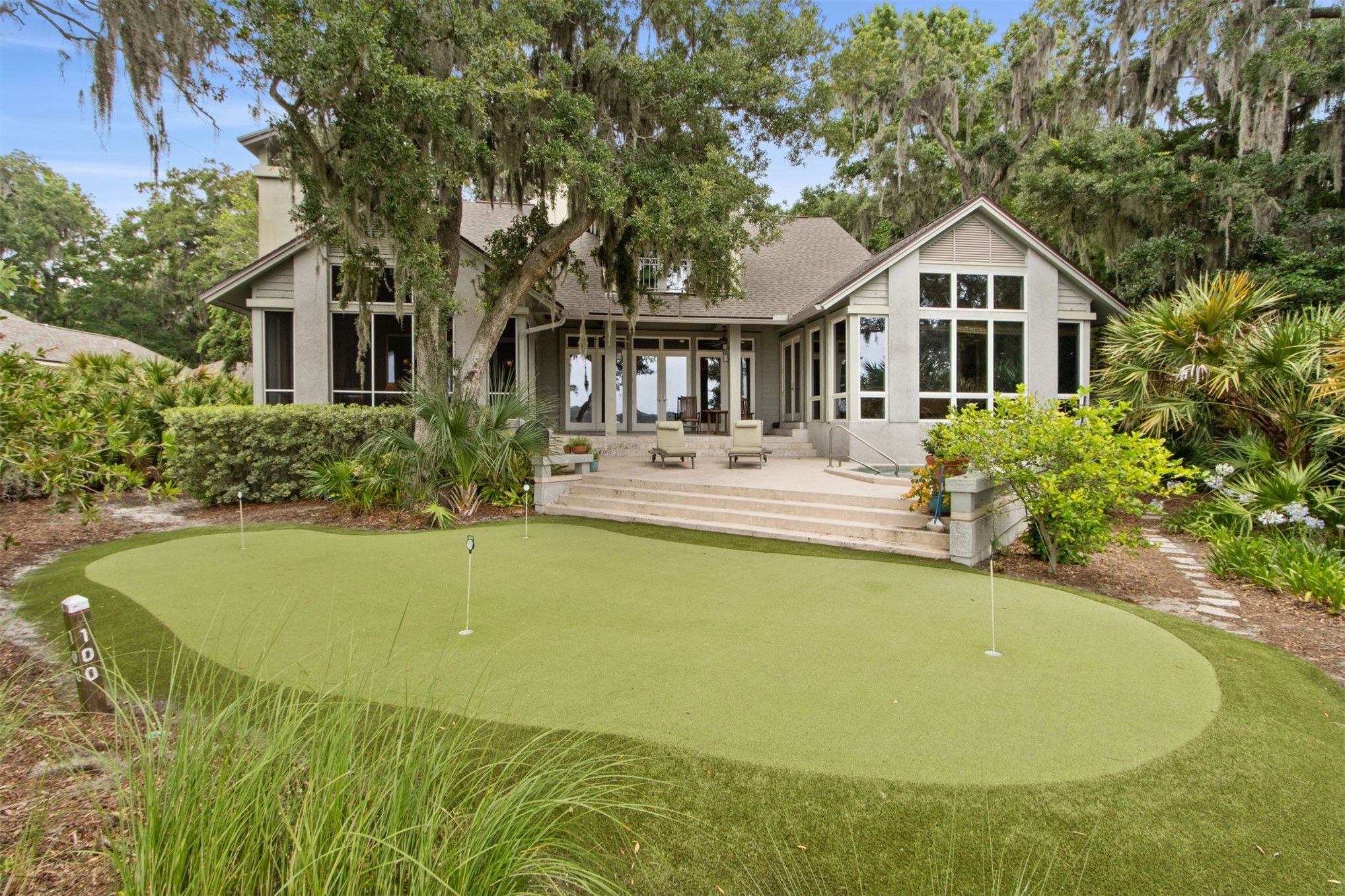 10 SEA MARSH ROAD