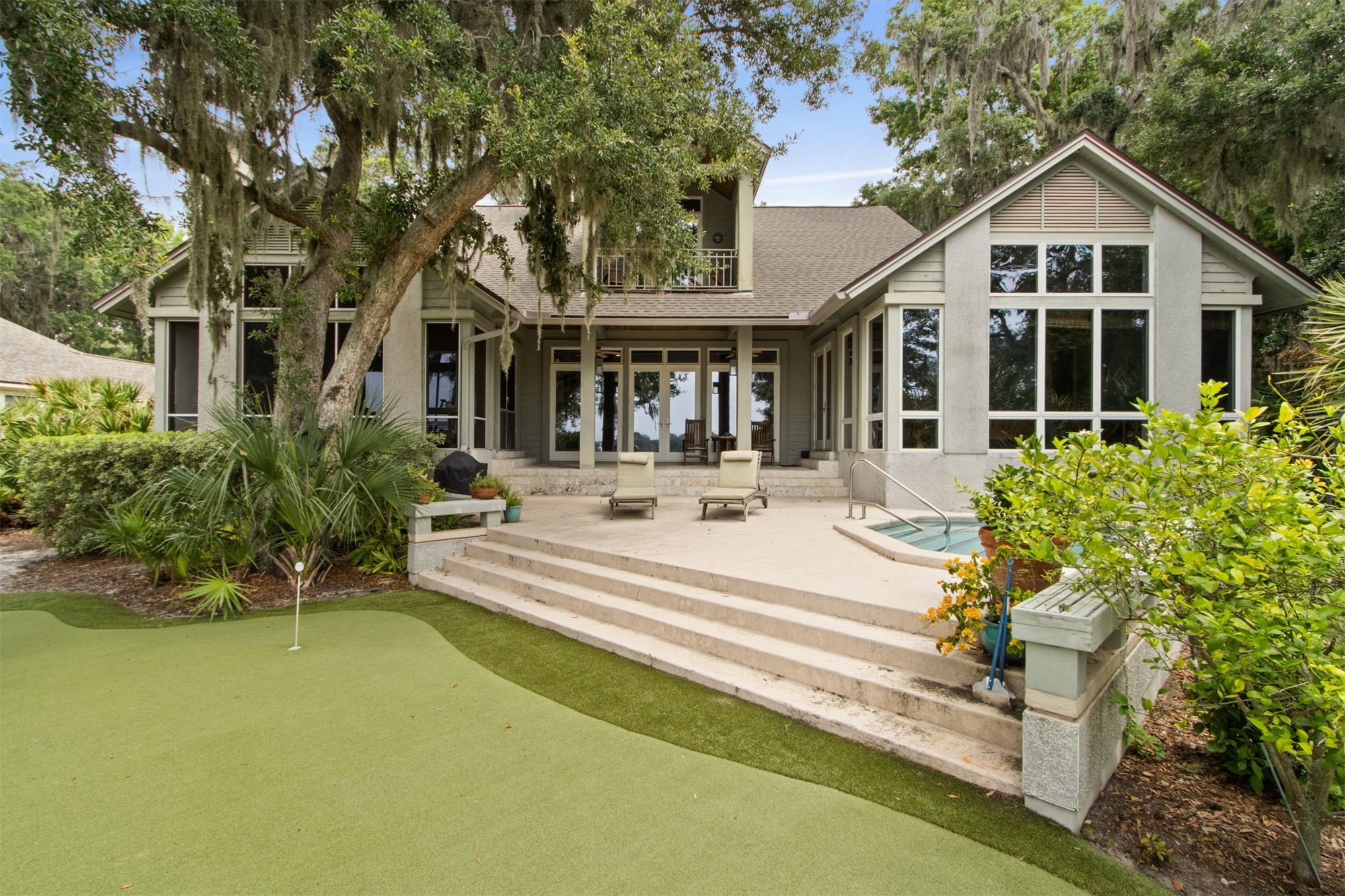 10 SEA MARSH ROAD