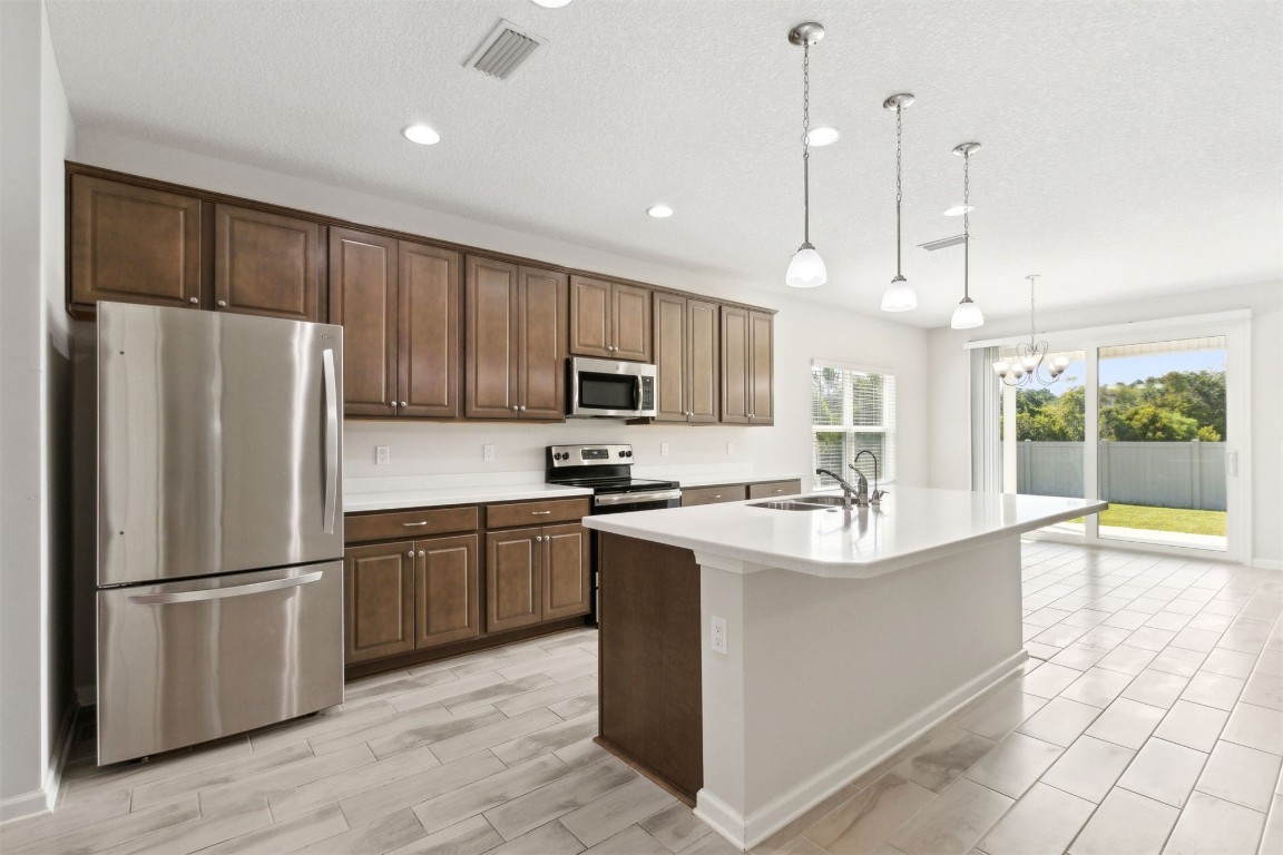 92016 WOODLAWN DRIVE