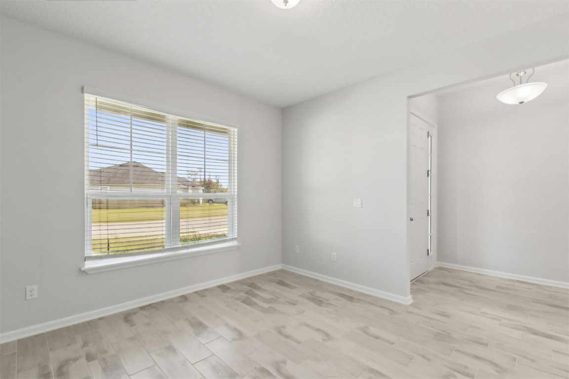 92016 WOODLAWN DRIVE