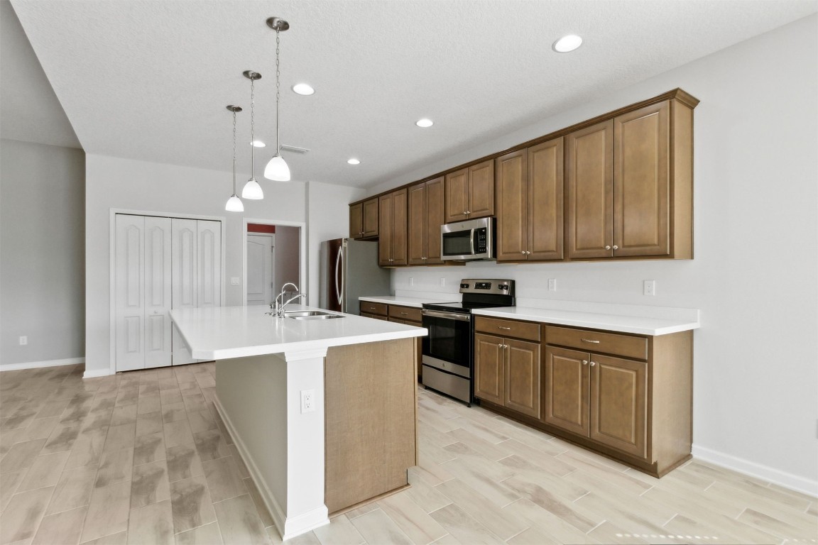 92016 WOODLAWN DRIVE