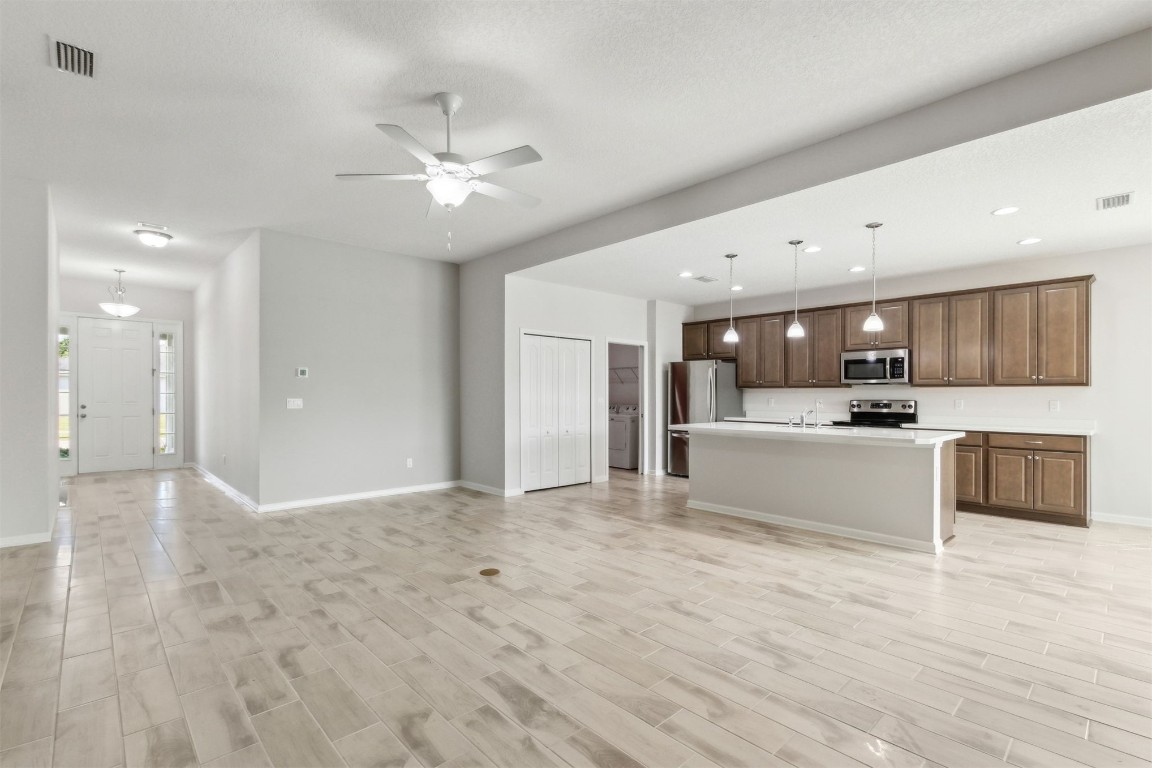 92016 WOODLAWN DRIVE