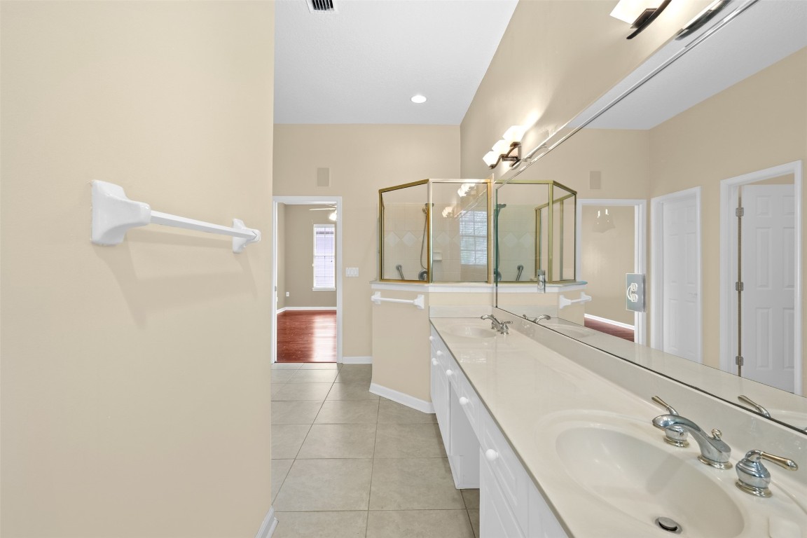 1802 MCARTHUR STREET