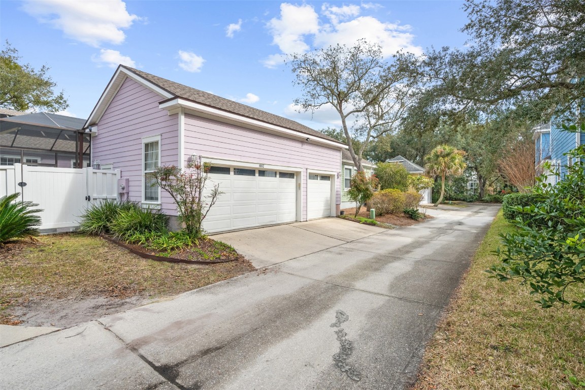 1802 MCARTHUR STREET