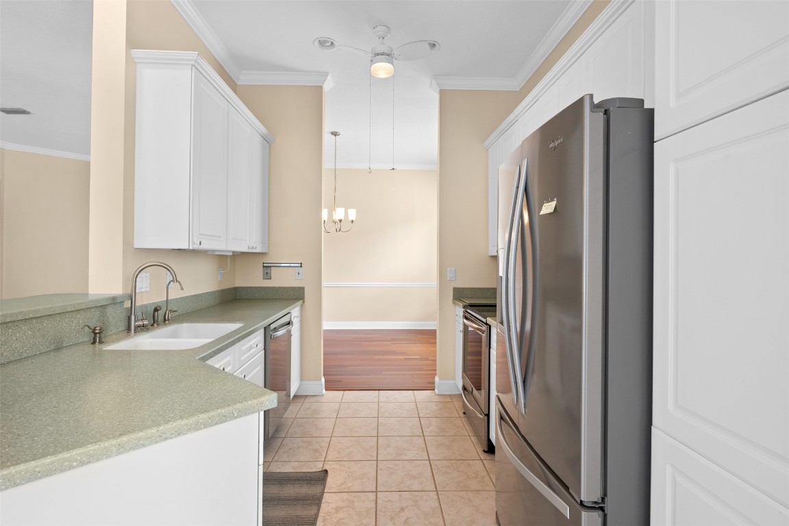 1802 MCARTHUR STREET