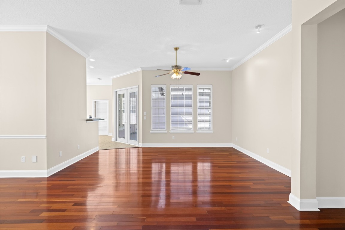 1802 MCARTHUR STREET