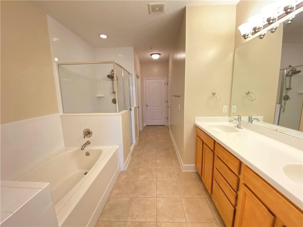 96193 STONEY DRIVE 1704
