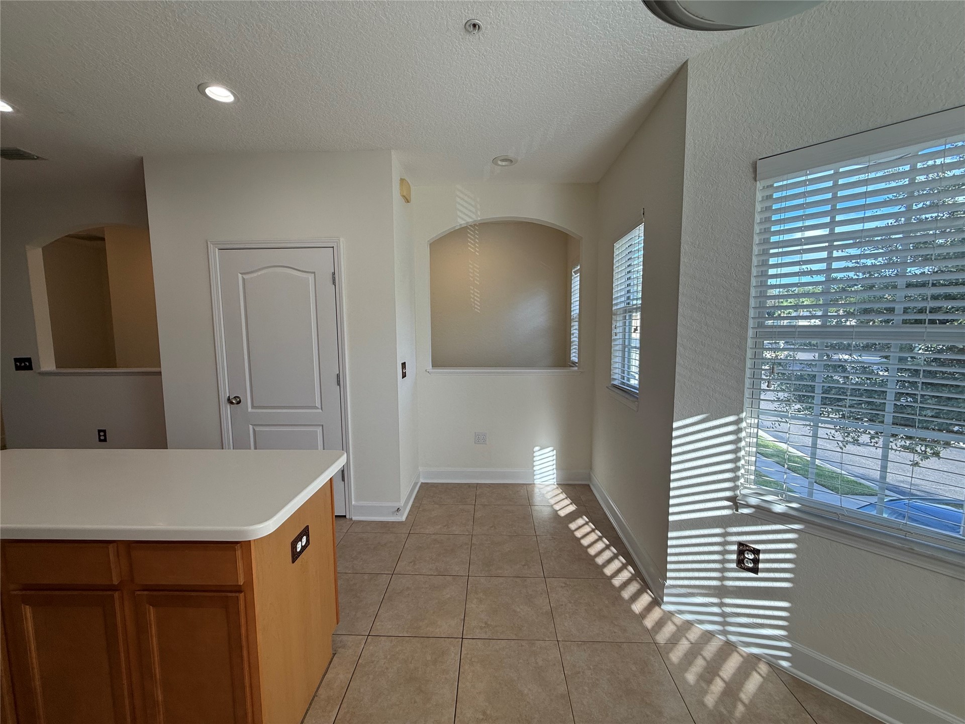 96193 STONEY DRIVE 1704