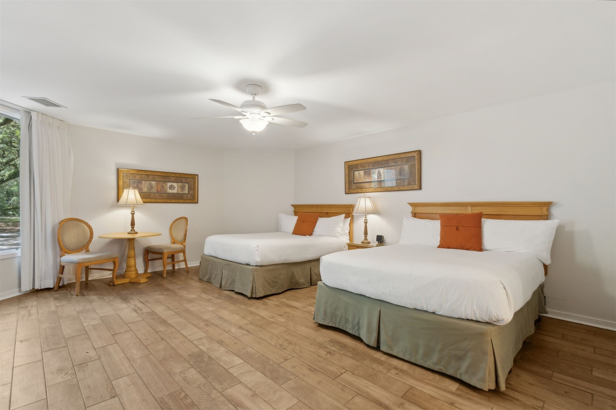 2326/2328 BOXWOOD LANE 2326