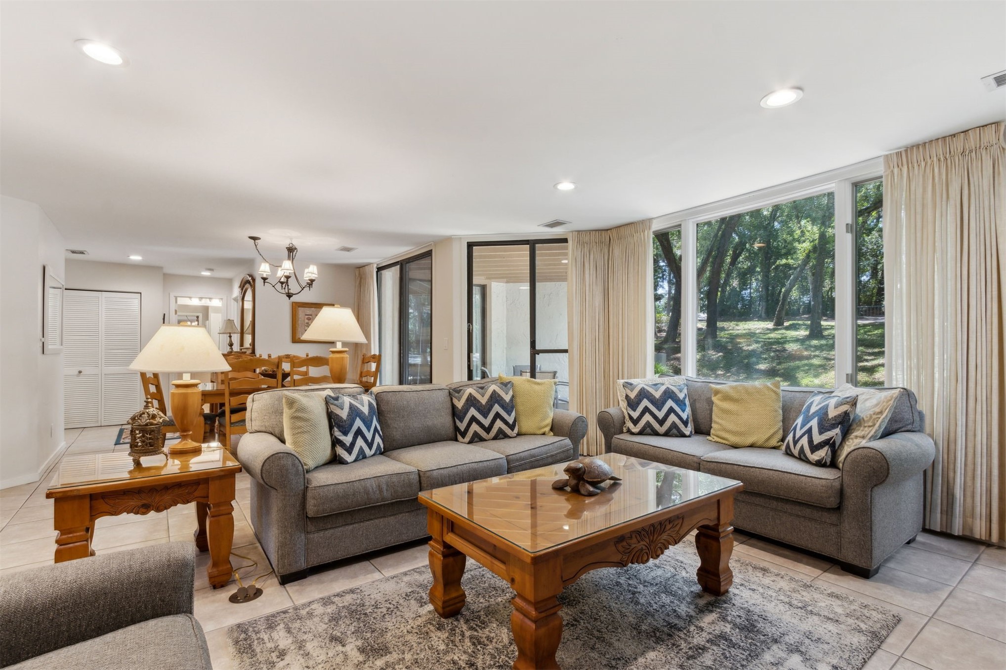 2326/2328 BOXWOOD LANE 2326