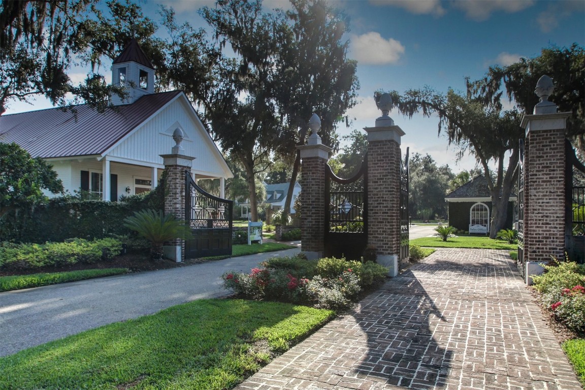 29103 GRANDVIEW MANOR