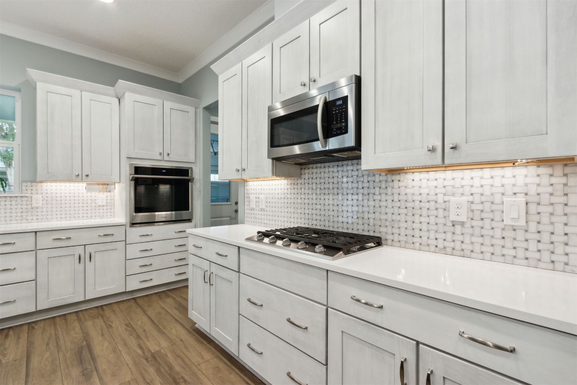 29103 GRANDVIEW MANOR