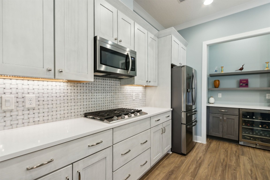 29103 GRANDVIEW MANOR