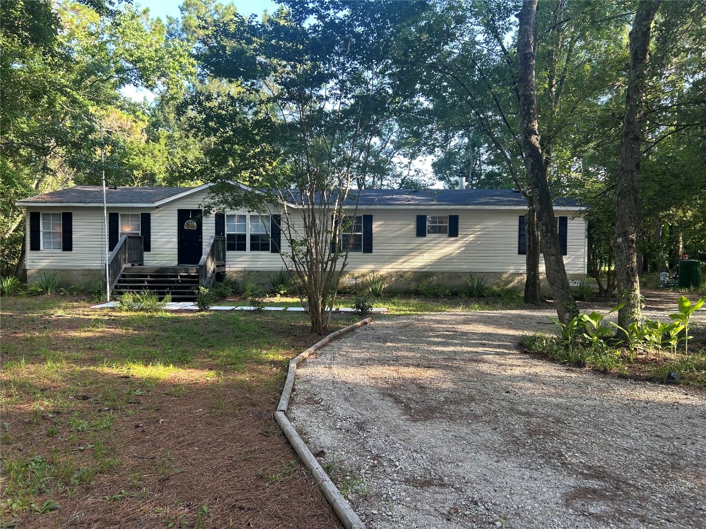 44049 CAULKINS DRIVE