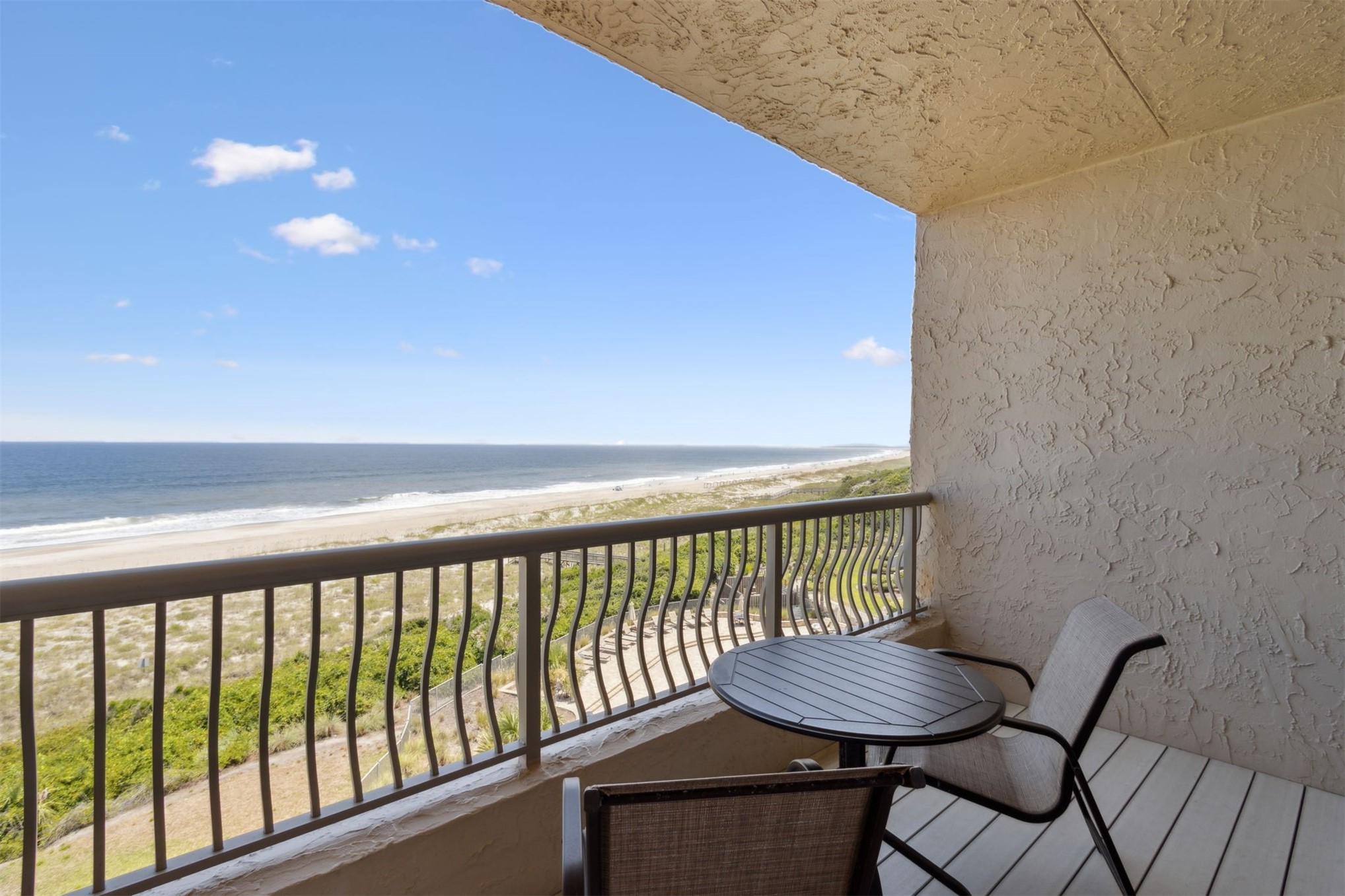 319/320 SANDCASTLES COURT 279