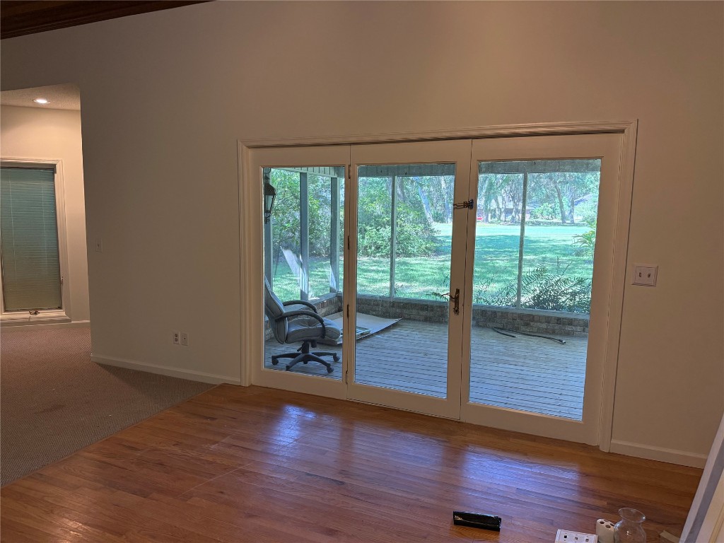 2413 LOS ROBLES DRIVE
