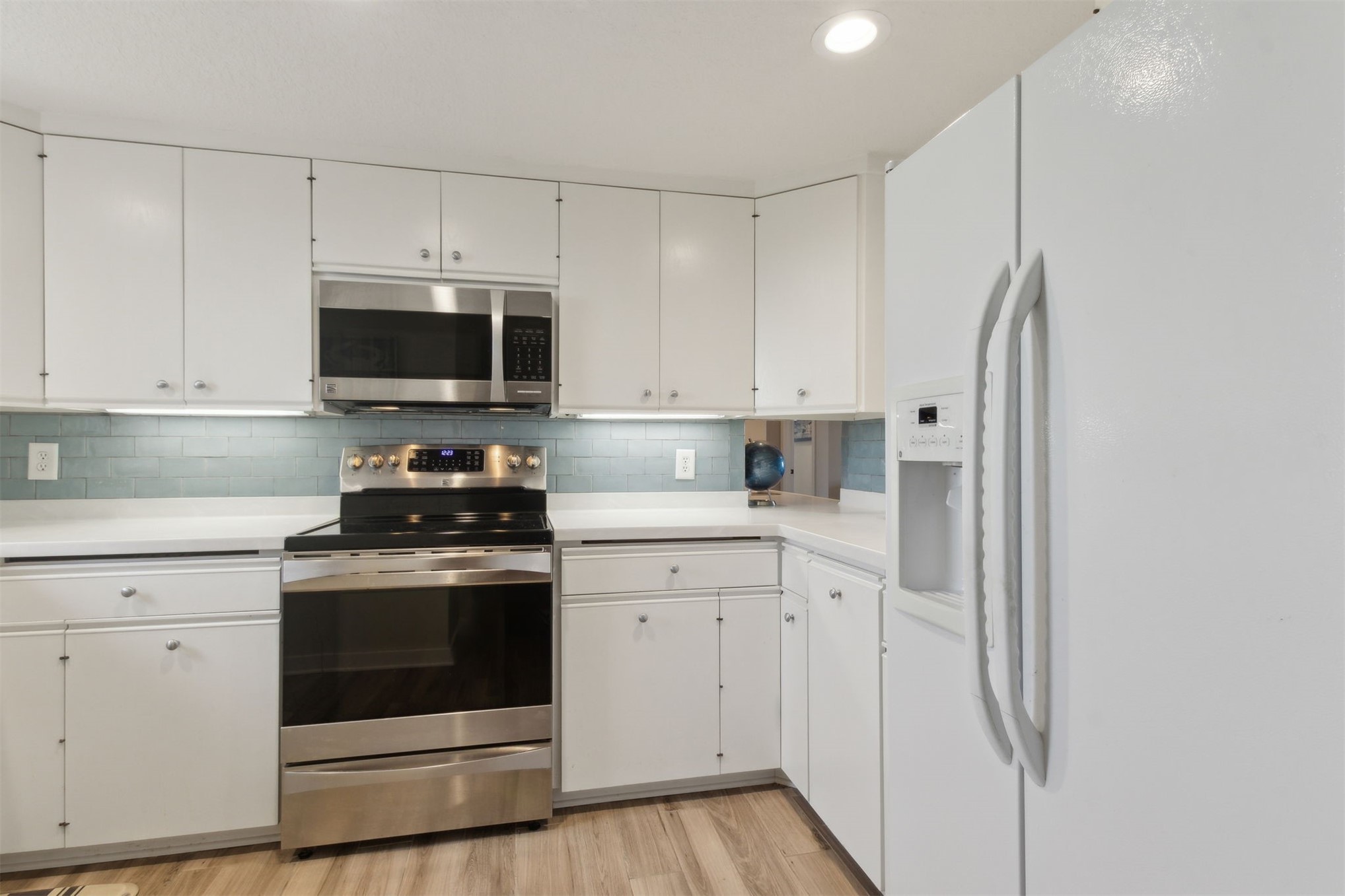 1430 BEACH WALKER ROAD 1430