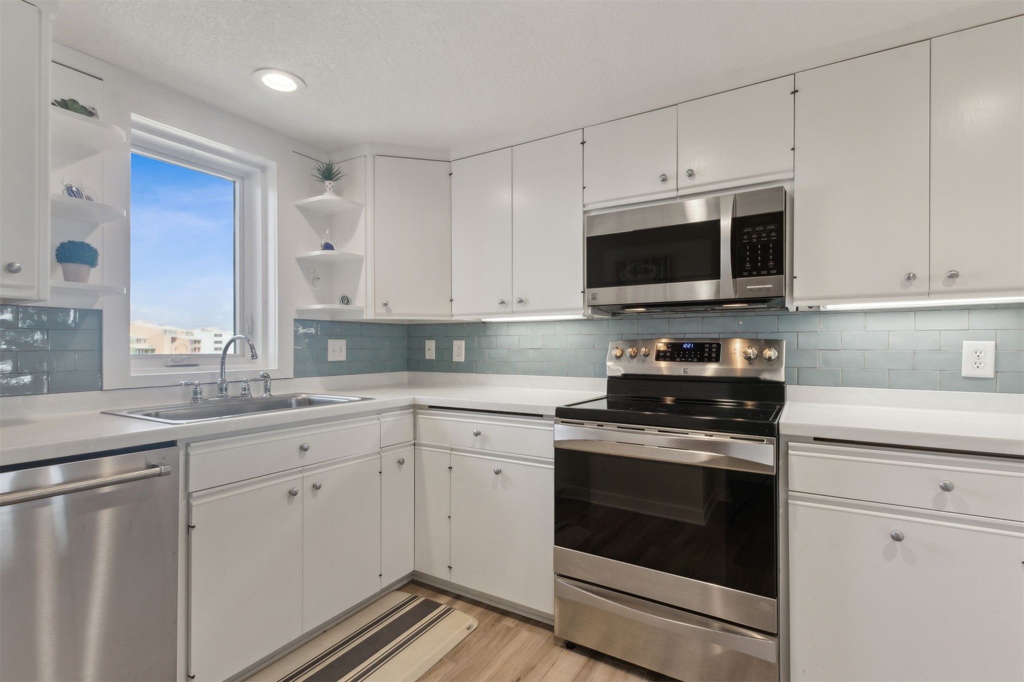 1430 BEACH WALKER ROAD 1430
