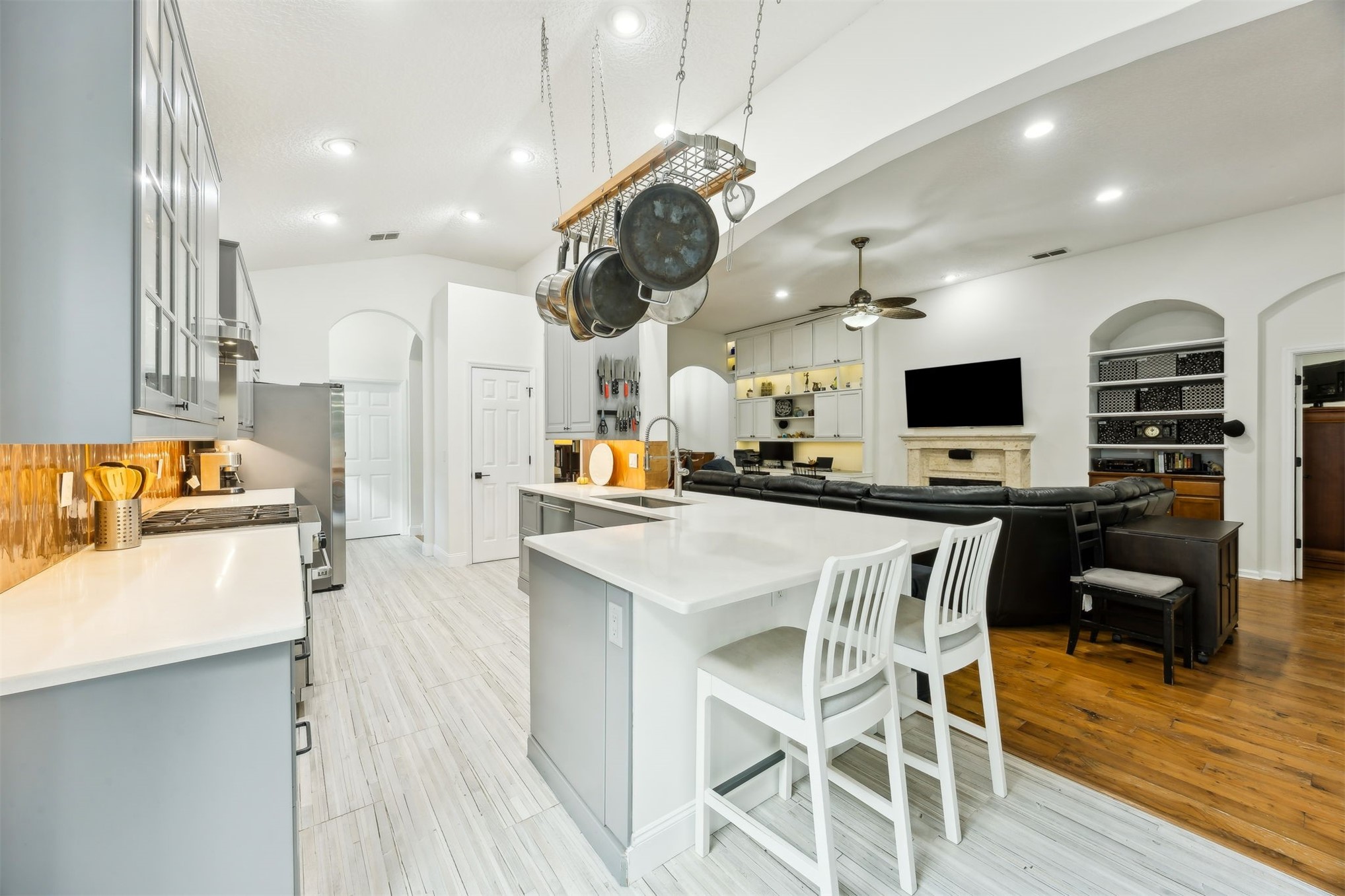 414 PORTSIDE DRIVE
