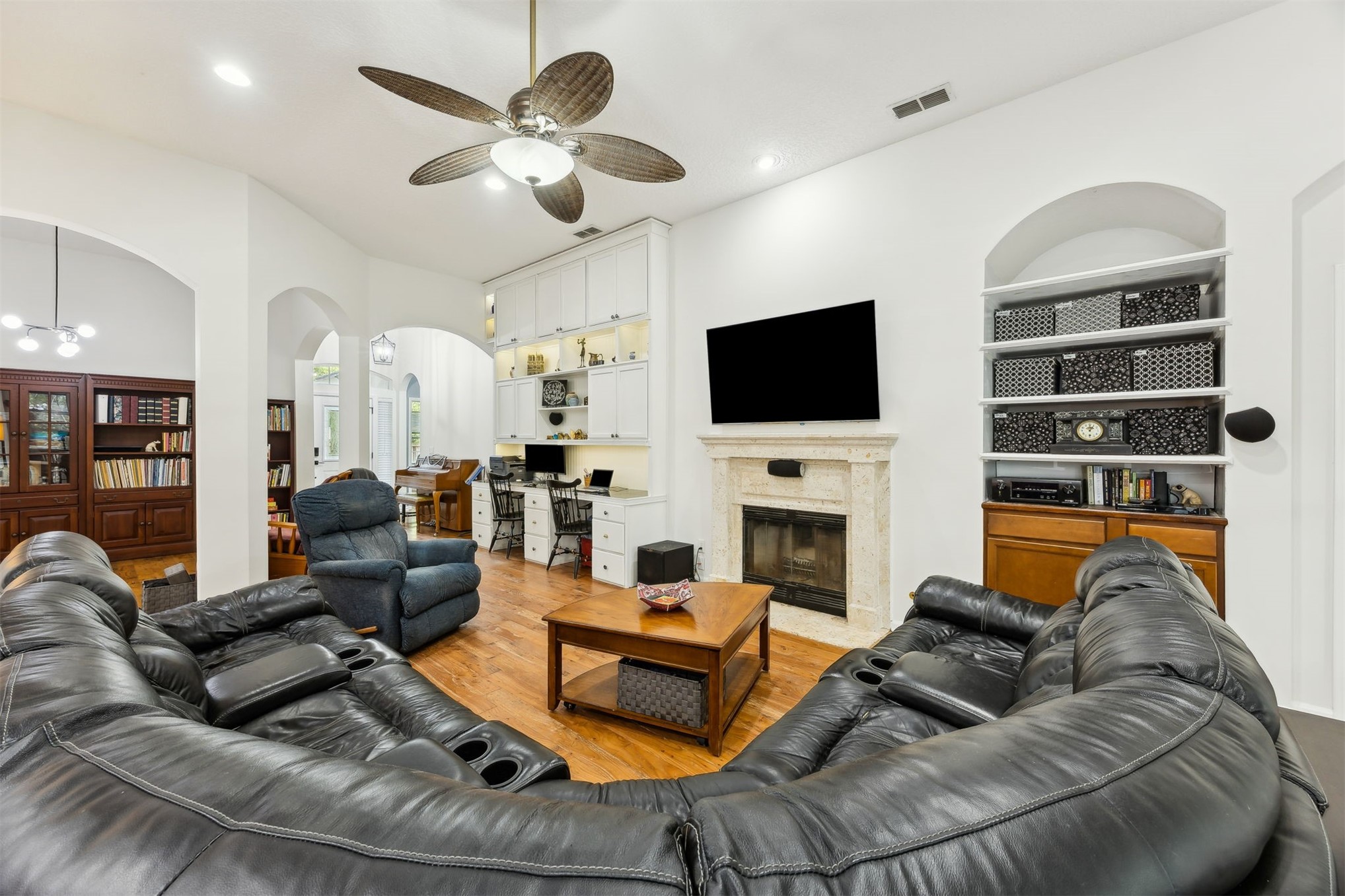 414 PORTSIDE DRIVE