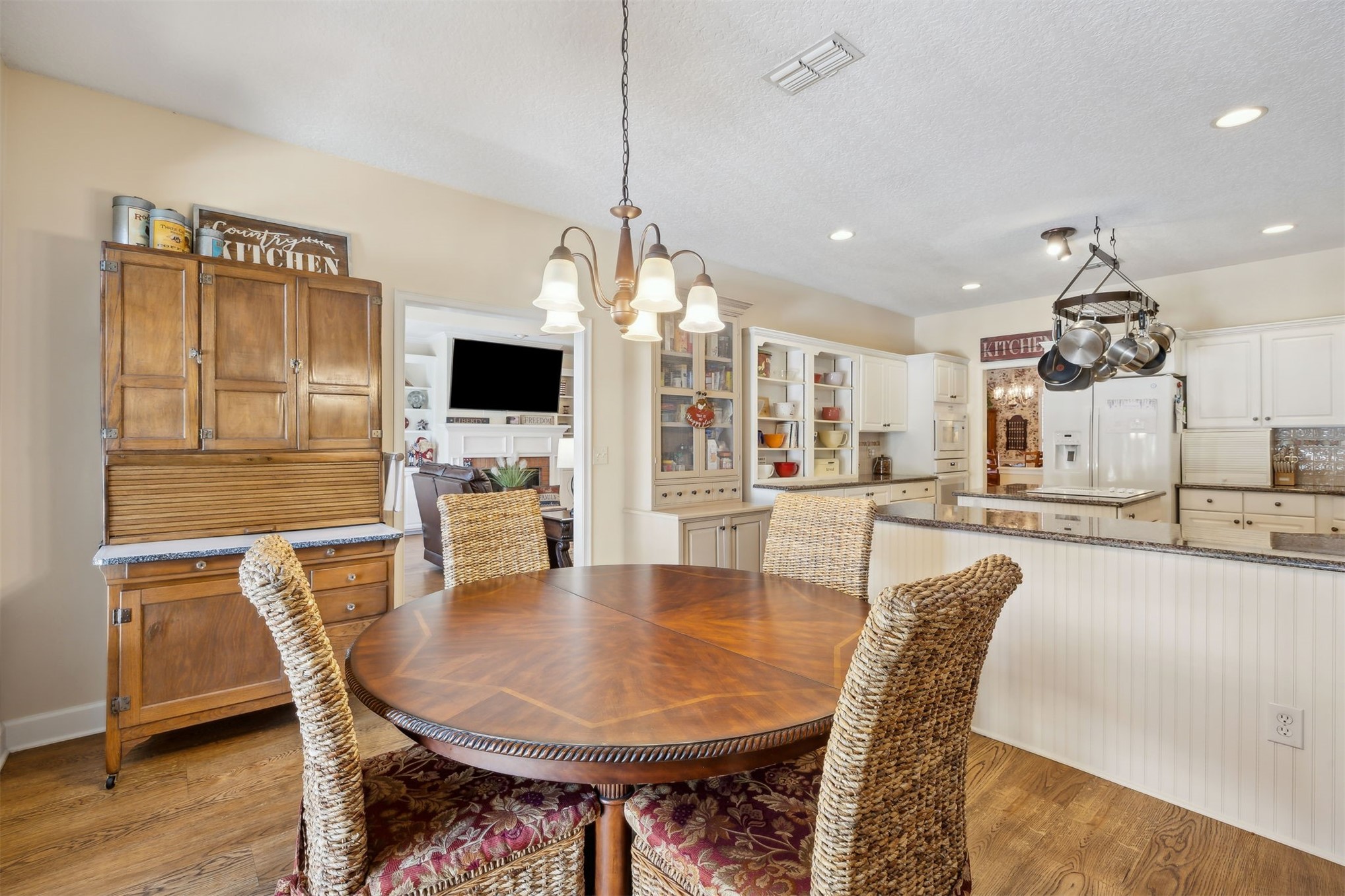 4714 GENOA DRIVE