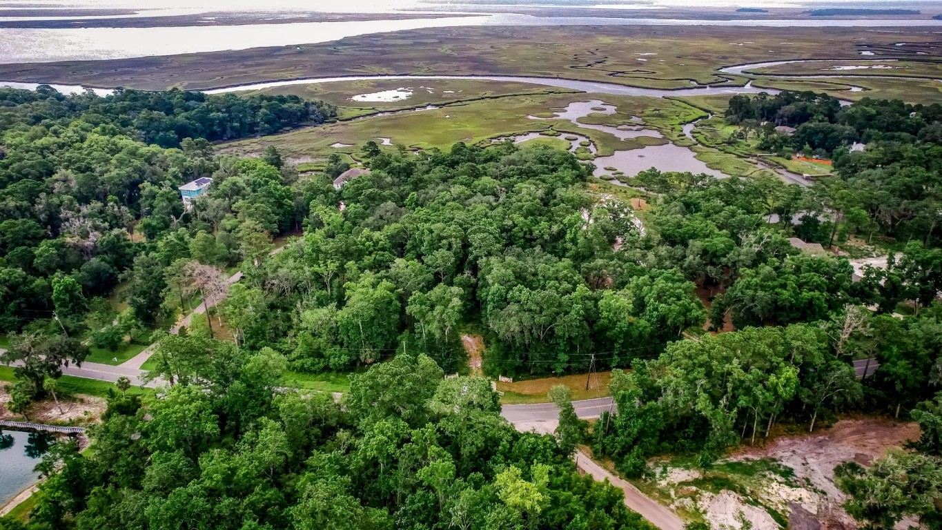 940192 OLD NASSAUVILLE ROAD