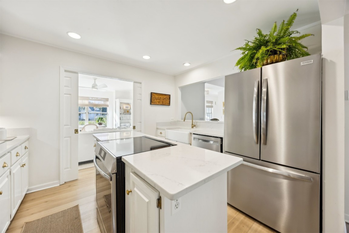 1558 PLANTATION OAKS TERRACE