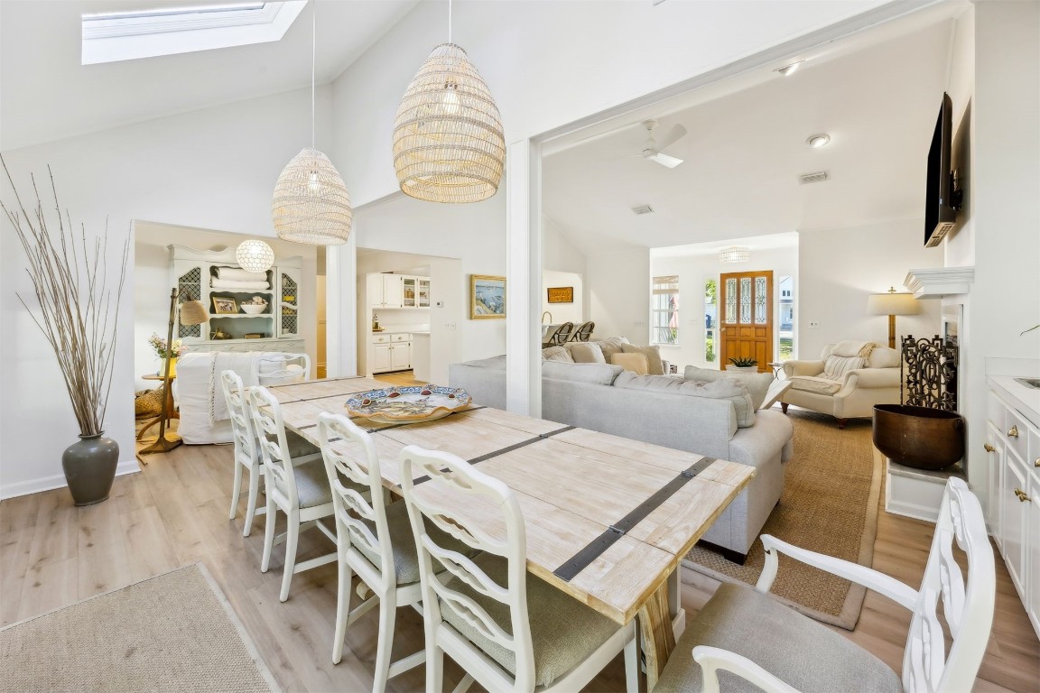 1558 PLANTATION OAKS TERRACE