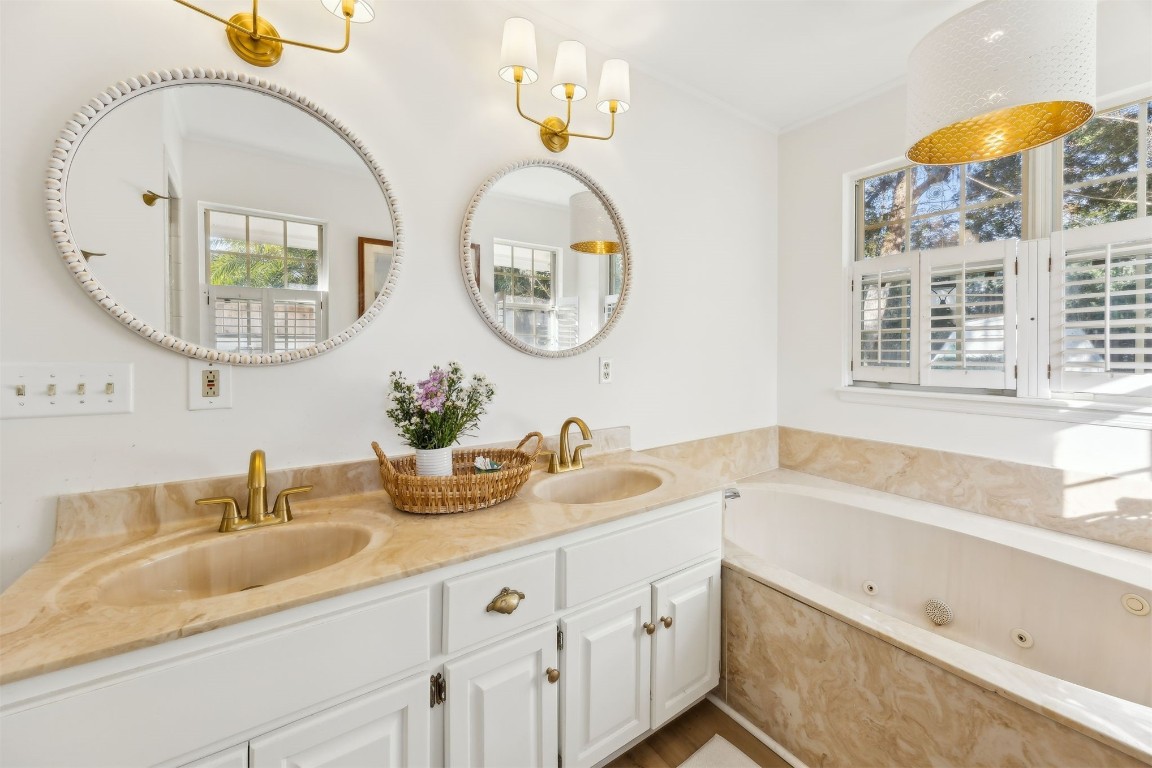 1558 PLANTATION OAKS TERRACE