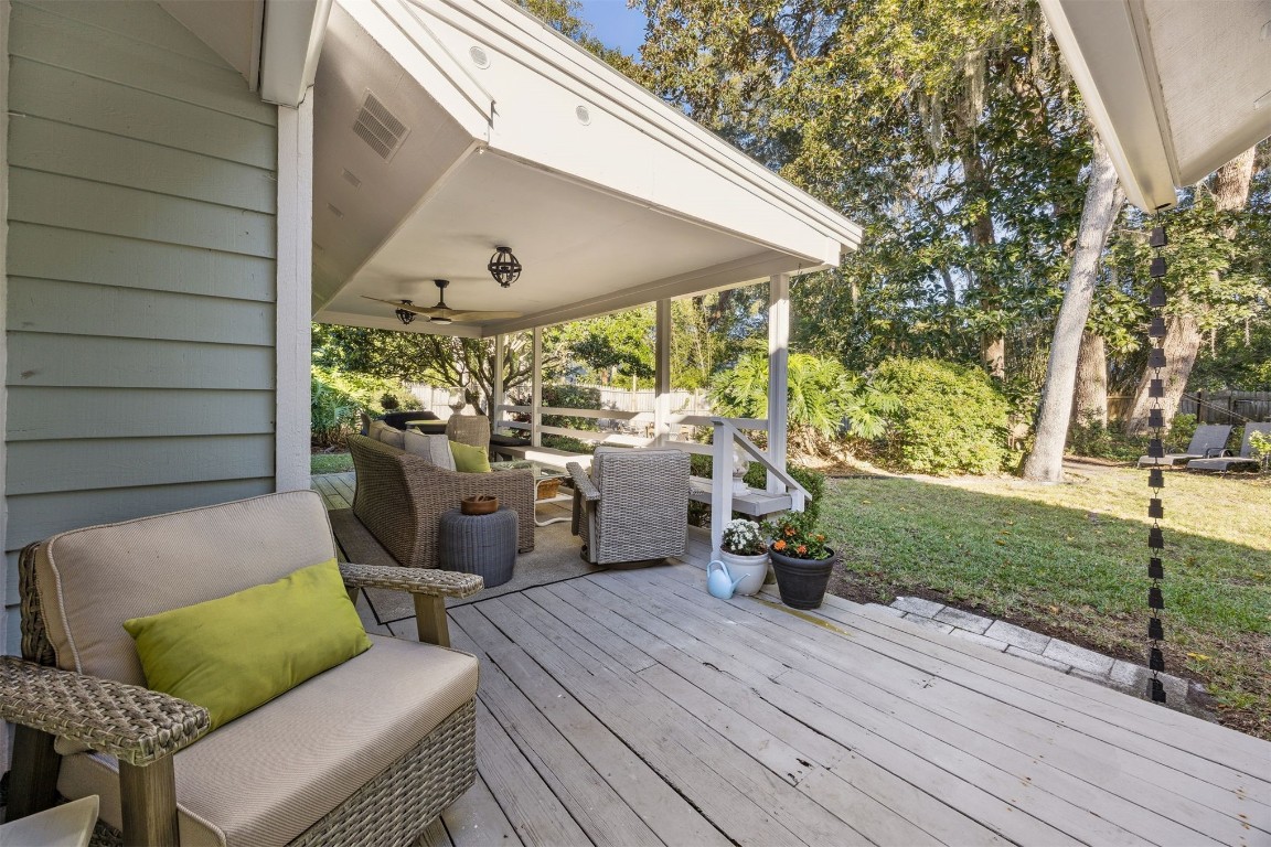 1558 PLANTATION OAKS TERRACE