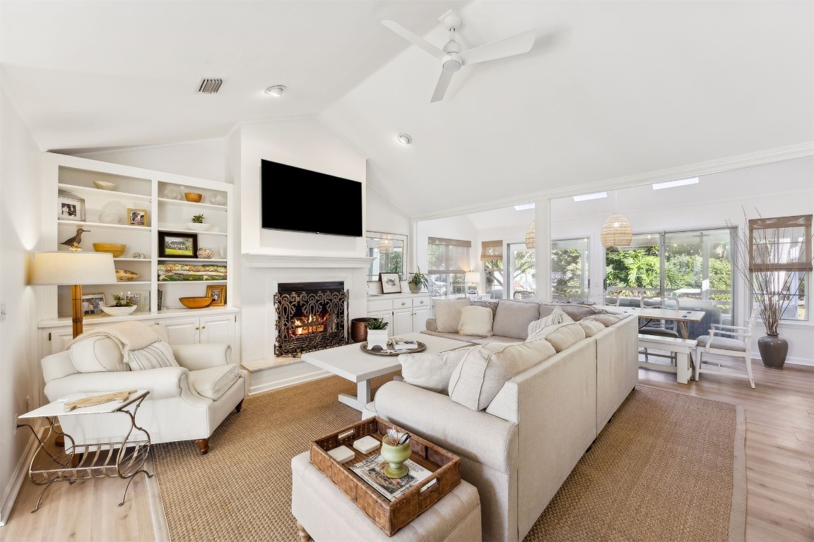 1558 PLANTATION OAKS TERRACE