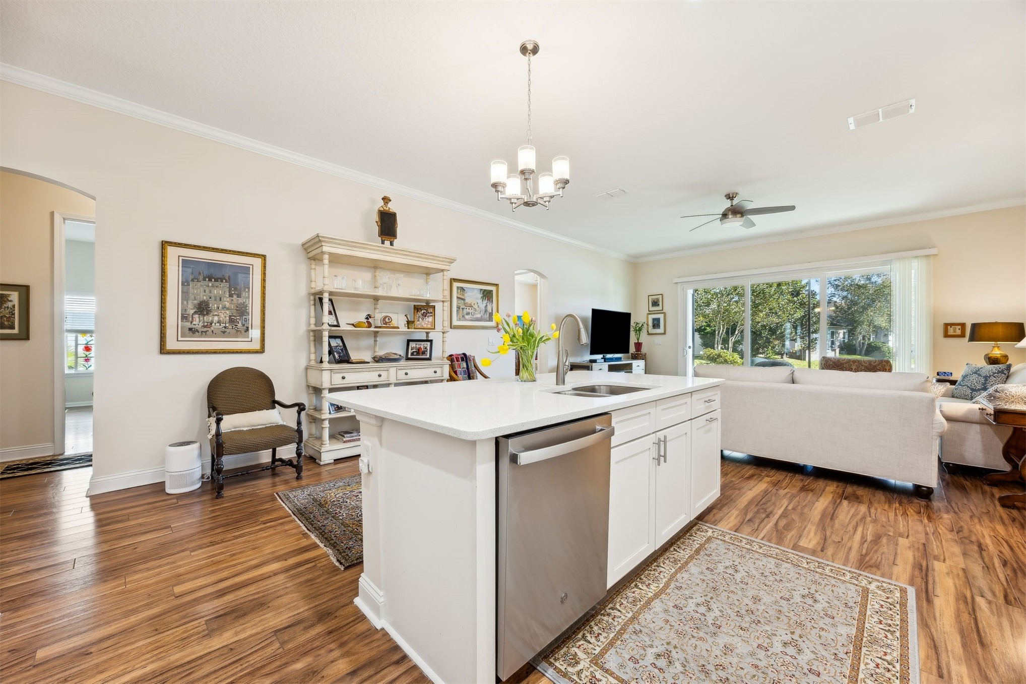 2806 TURTLE SHORES DRIVE