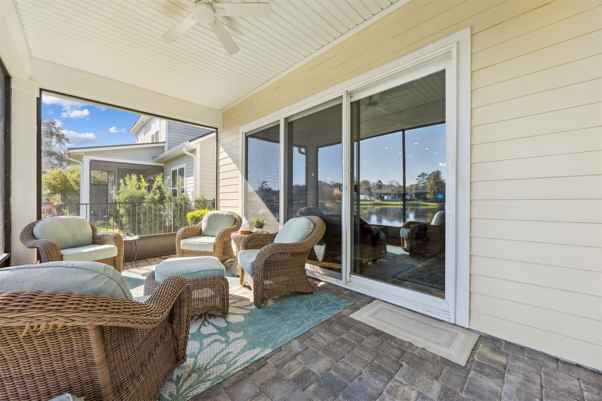 2806 TURTLE SHORES DRIVE