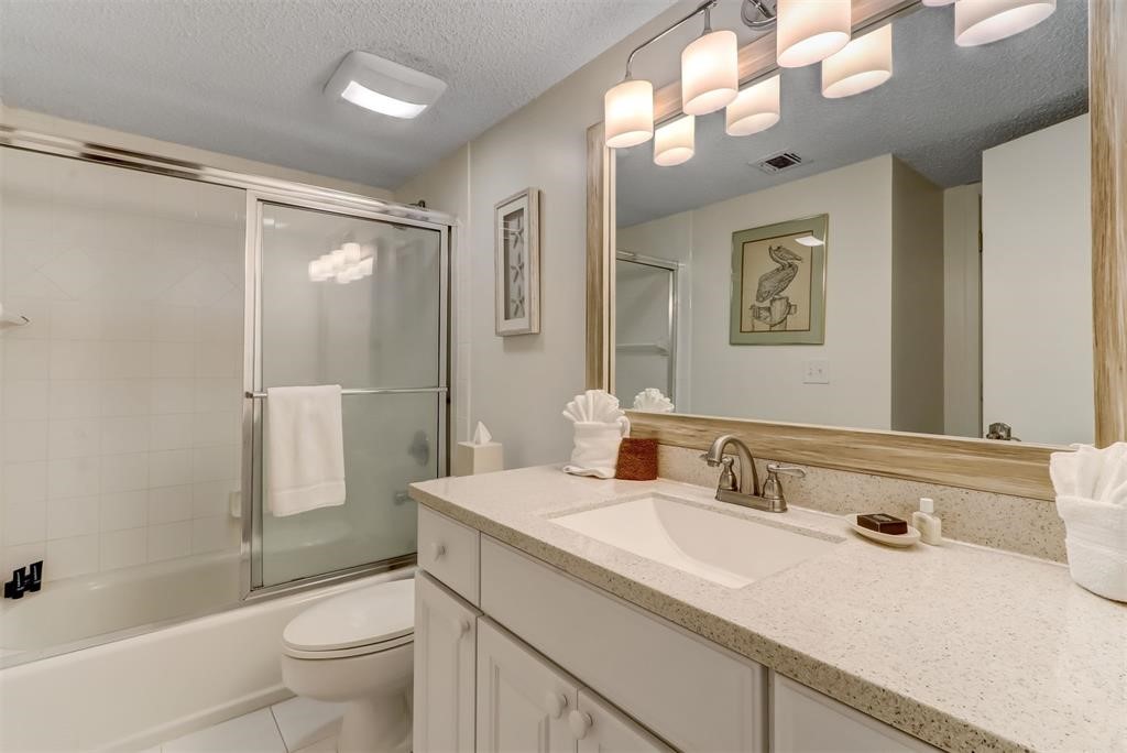 2122 BEACH WOOD ROAD 2122