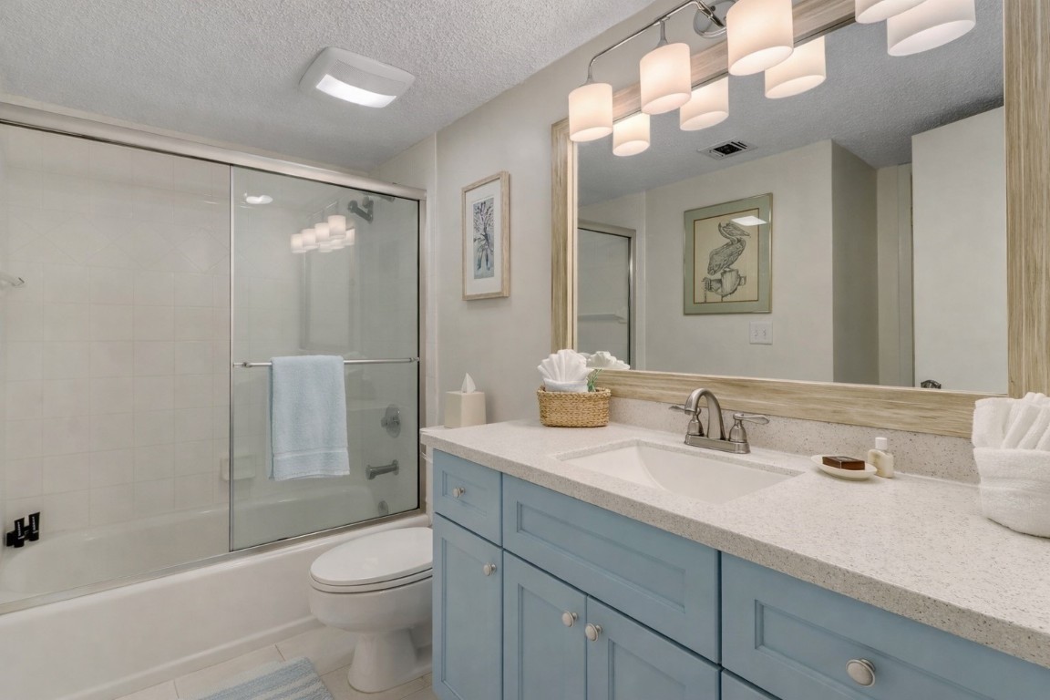 2122 BEACH WOOD ROAD 2122