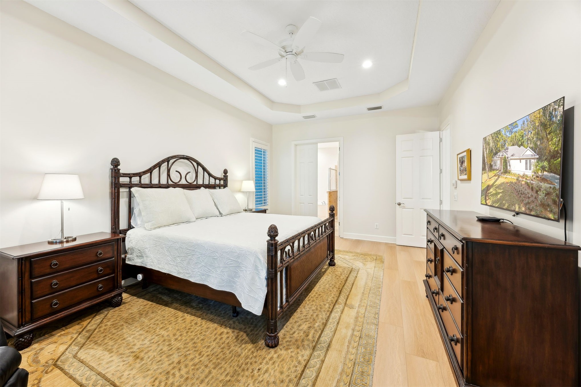 4 MOSS OAKS DRIVE